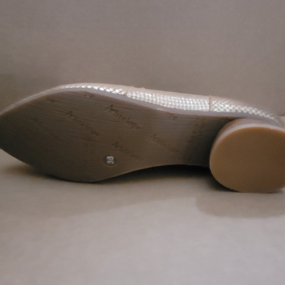 Antelope Metallic Gold Leather Ankle Booties Size 38 71/2 US size - Picture 6 of 9